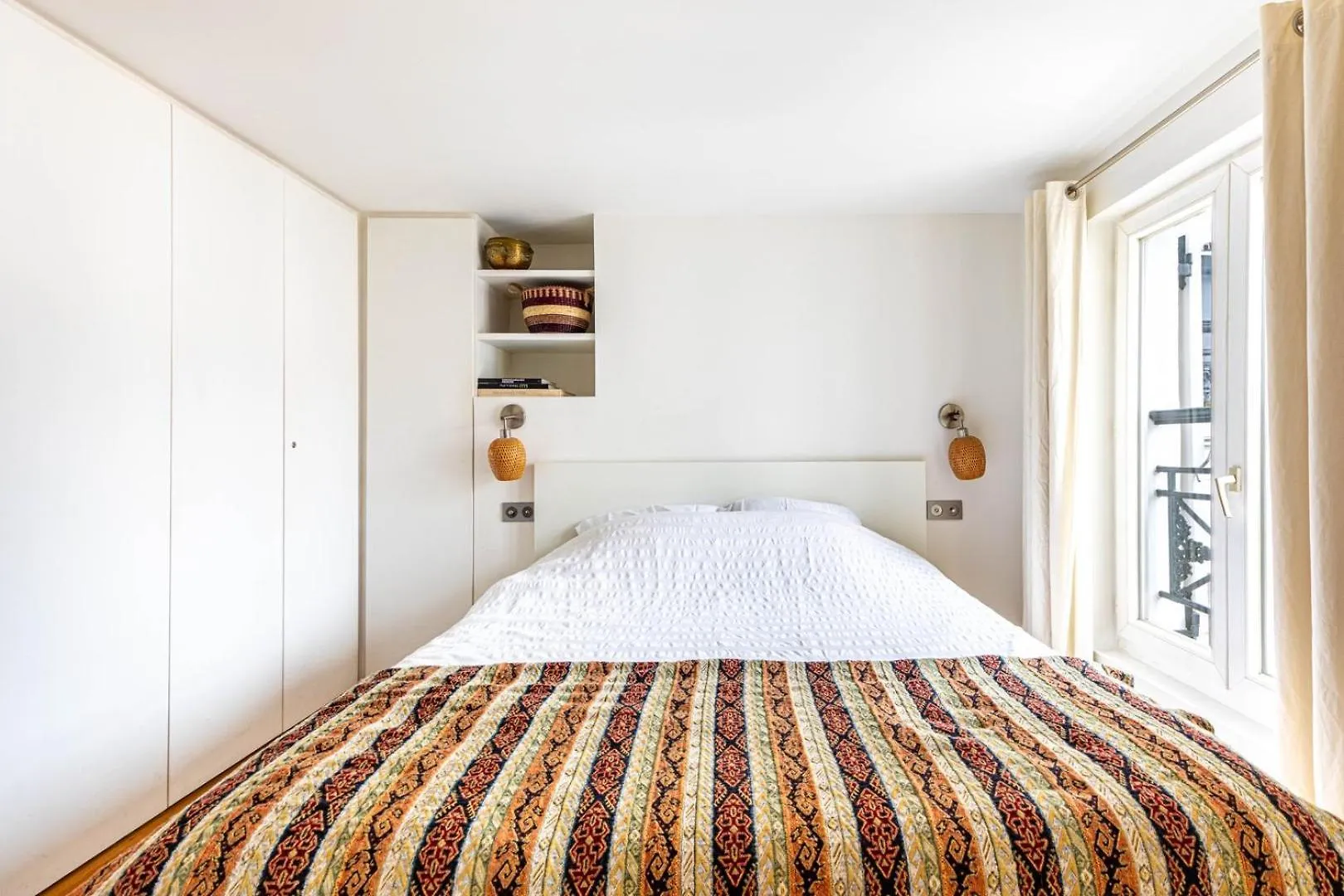 Guestready - Unique Avec Un Balcon Spacieux Apartment Paris